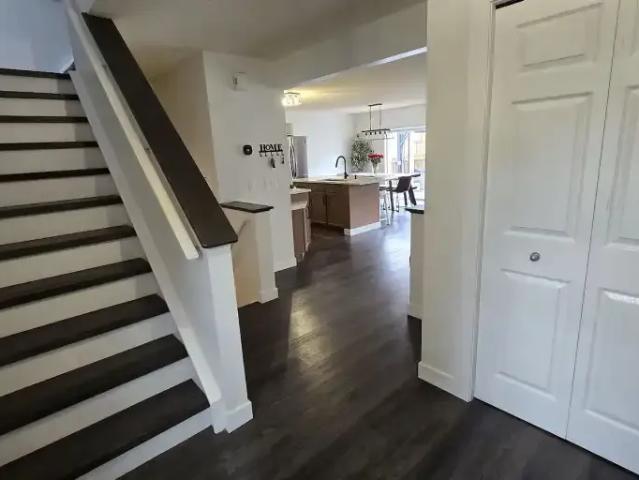 House 3 Bedroom For Rent Calgary AB 3200 ES103030676