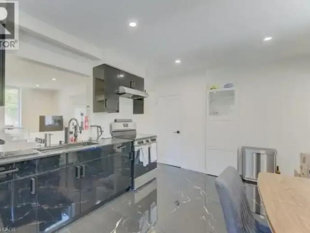 House 3 Bedroom For Rent Cambridge ON 2400 ES102952135