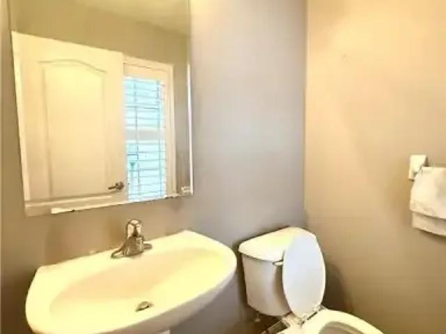 House 3 Bedroom For Rent Cambridge ON 2800 ELS97907471