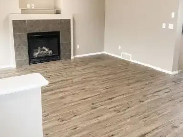 House 3 Bedroom For Rent Airdrie AB 2600 ES104182390