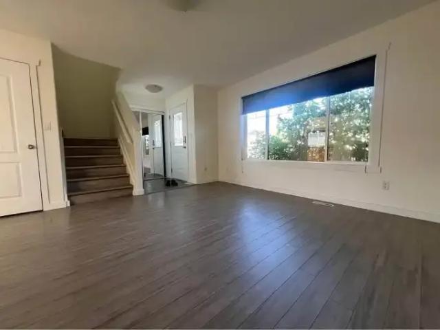 House 3 Bedroom For Rent Beaumont AB 2150 ES104894988