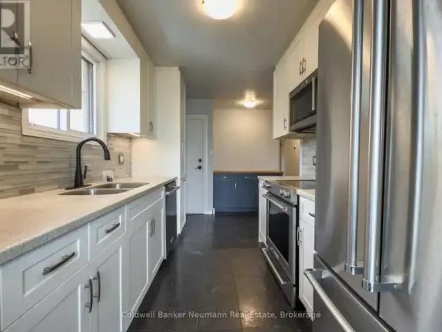 House 3 Bedroom For Rent Guelph ON 2700 ES101986722