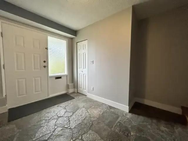 House 3 Bedroom For Rent Delta BC 3195 ES103011779