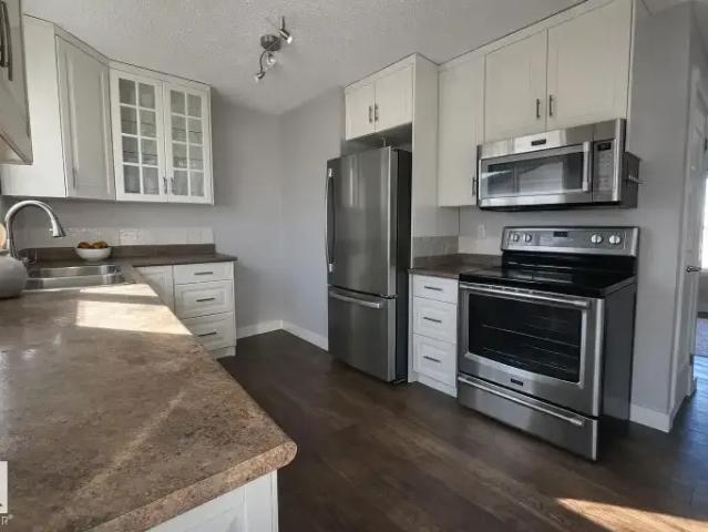 House 3 Bedroom For Rent Edmonton AB 1895 ES104711338