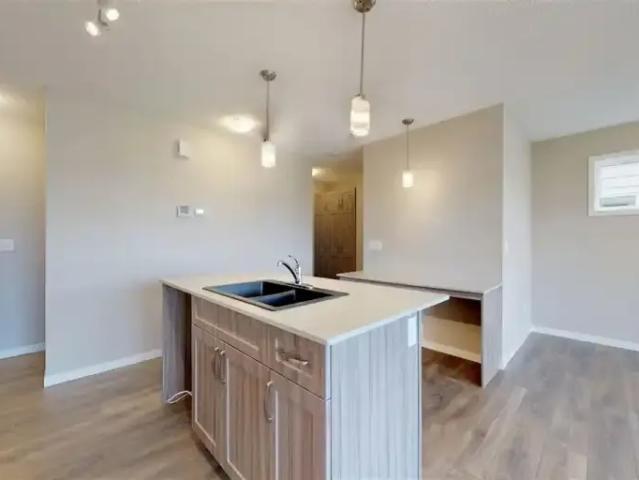 House 3 Bedroom For Rent Edmonton AB 1800 ELS102204155