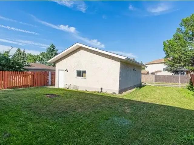 House 3 Bedroom For Rent Edmonton AB 1960 ES104362653