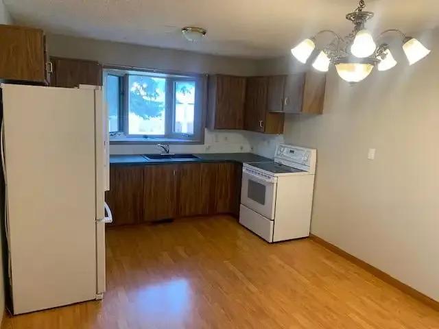 House 3 Bedroom For Rent Edmonton AB 2200 ES103999821