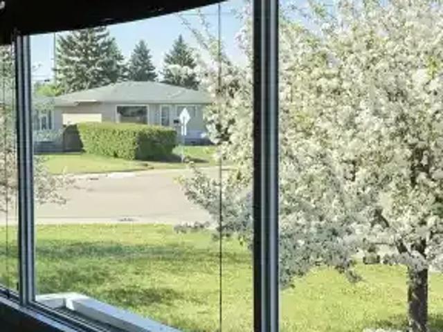 House 3 Bedroom For Rent Edmonton AB 2220 ES103322462