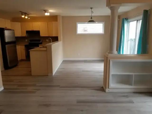 House 3 Bedroom For Rent Edmonton AB 2450 ES101441544