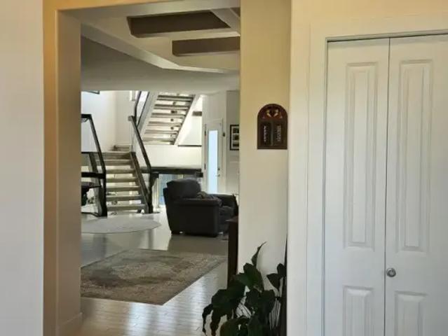 House 3 Bedroom For Rent Edmonton AB 3000 ELS104841941