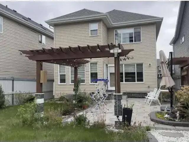 House 3 Bedroom For Rent Edmonton AB 3000 ES103119076