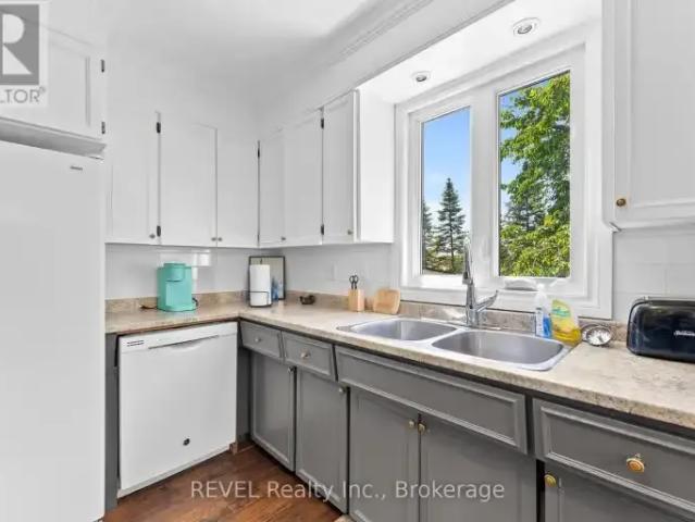 House 3 Bedroom For Rent Fort Erie ON 2000 ES102847369