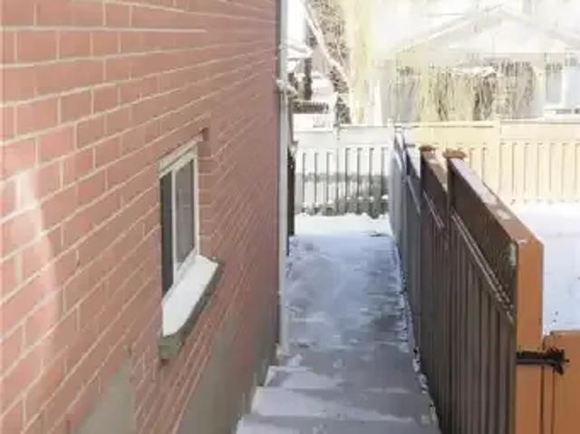 House 3 Bedroom For Rent Kitchener ON 1700 ELS101827803
