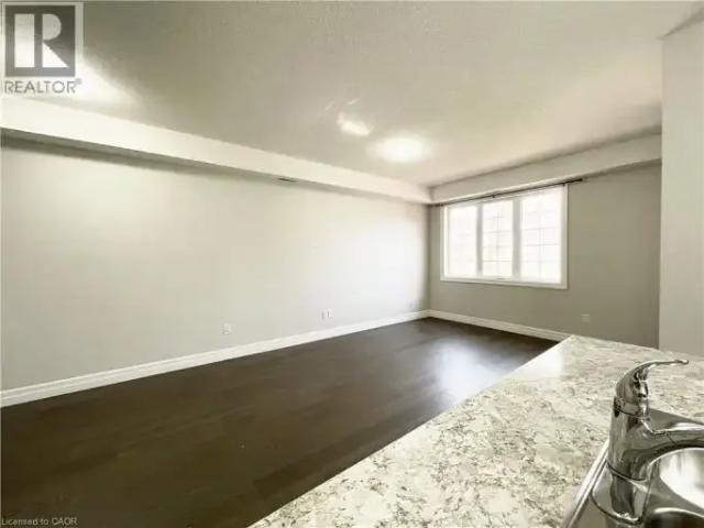 House 3 Bedroom For Rent Kitchener ON 2500 ELS99004617