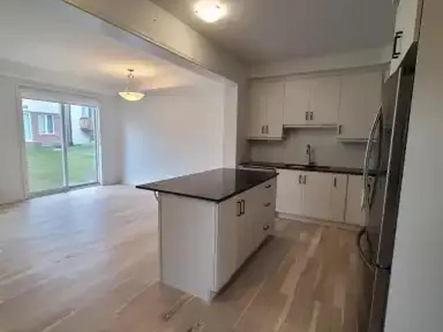 House 3 Bedroom For Rent Kitchener ON 2950 ES102052557