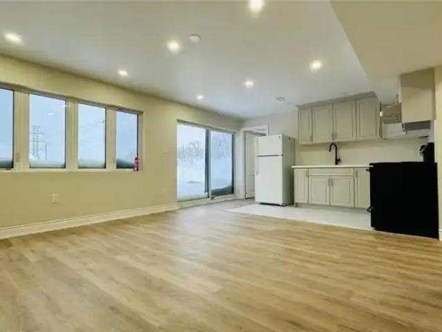 House 3 Bedroom For Rent Kitchener ON 2095 ES100171235