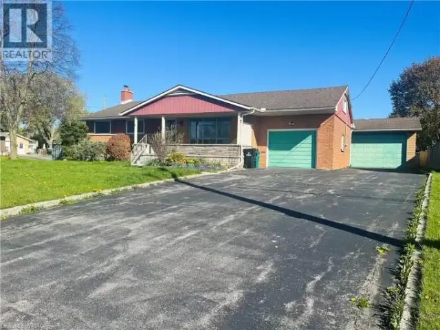House 3 Bedroom For Rent Kitchener ON 2100 ES102113843