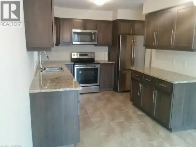 House 3 Bedroom For Rent Kitchener ON 3000 ELS101556239