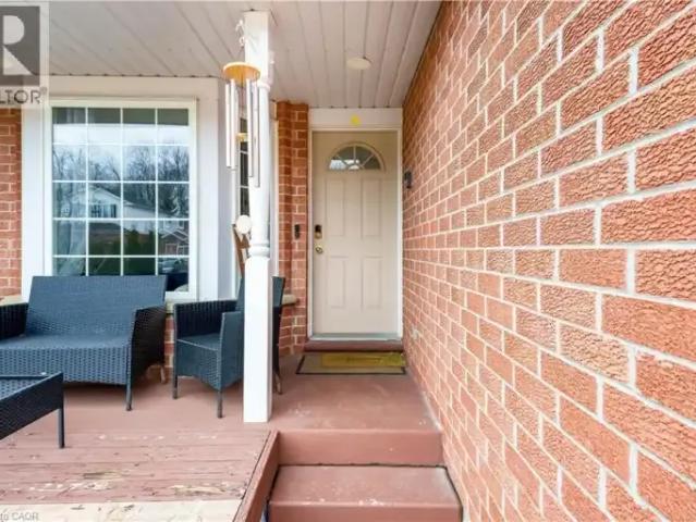 House 3 Bedroom For Rent Kitchener ON 3000 ES102339151