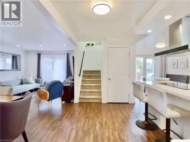House 3 Bedroom For Rent Kitchener ON 3000 ES103380048