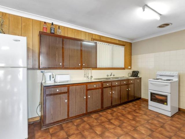 House 3 Bedroom For Rent Hardwicke Bay SA 450000 ELS101909175