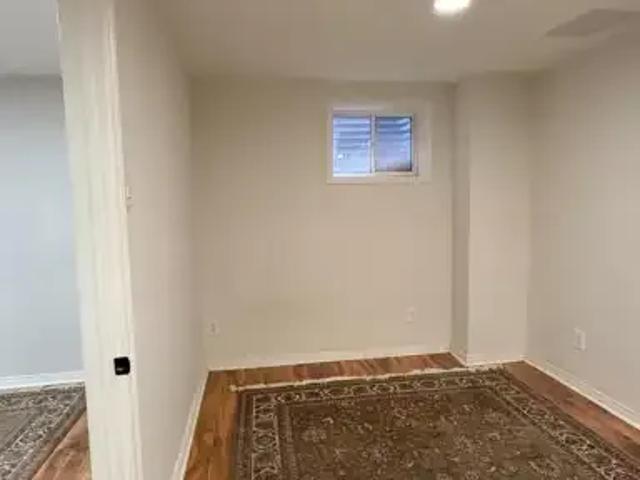 House 3 Bedroom For Rent Oakville ON 1800 ES103322753