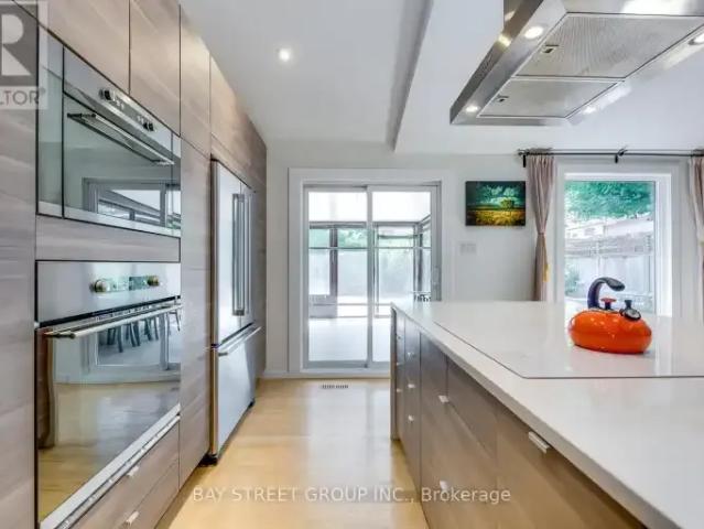 House 3 Bedroom For Rent Oakville ON 3700 ES103119122