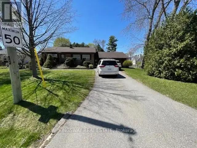 House 3 Bedroom For Rent Oakville ON 3800 ES102052628