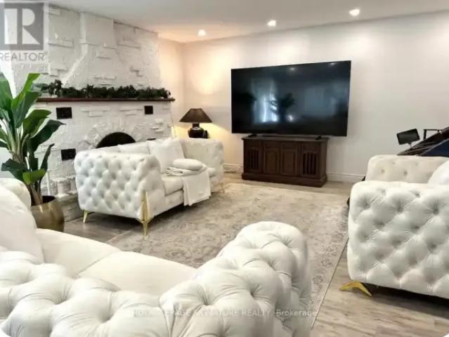 House 3 Bedroom For Rent Oakville ON 4000 ES98332105
