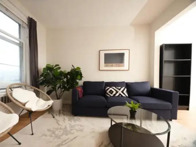 House 3 Bedroom For Rent Ottawa ON 2100 ES103338302