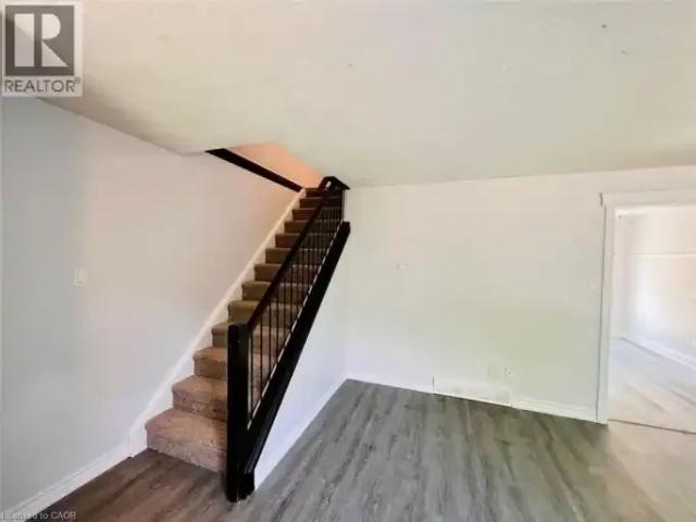 House 3 Bedroom For Rent London ON 2600 ES101986749
