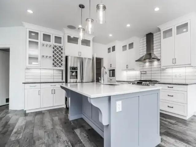 House 3 Bedroom For Rent Lethbridge AB 2900 ELS102085794