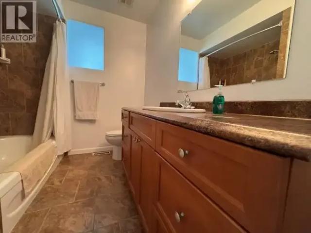 House 3 Bedroom For Rent Maple Ridge BC 3285 ES102658612