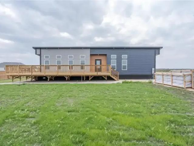 House 3 Bedroom For Rent Mitchell MB 1950 ES100171374
