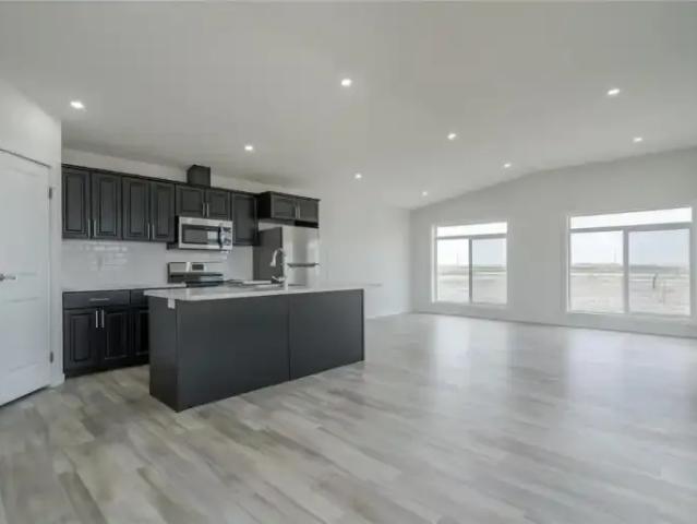 House 3 Bedroom For Rent Mitchell MB 1995 ES100443975