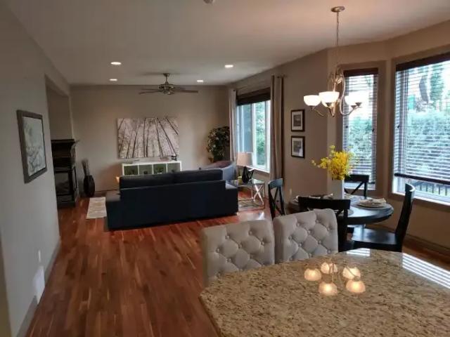 House 3 Bedroom For Rent Spruce Grove AB 3150 ES104223545