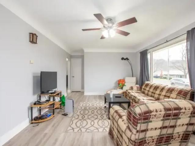 House 3 Bedroom For Rent St. Catharines ON 2095 ELS102846442