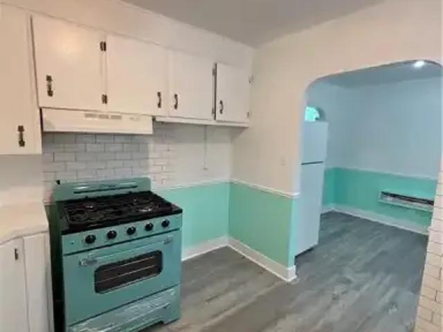 House 3 Bedroom For Rent St. Catharines ON 2550 ELS98341031