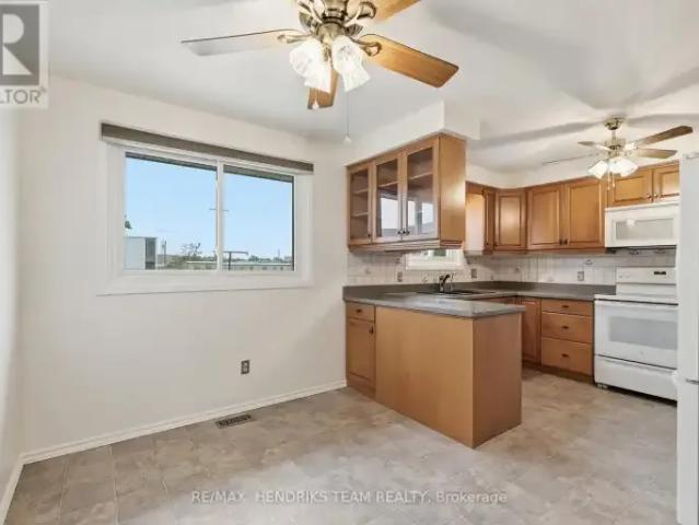 House 3 Bedroom For Rent St. Catharines ON 2800 ELS102701571