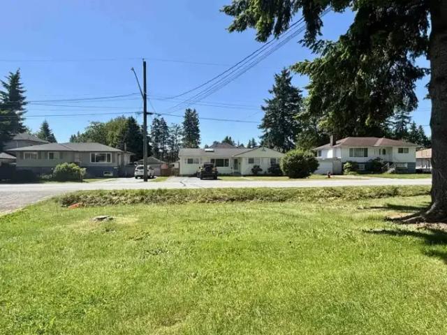 House 3 Bedroom For Rent Surrey BC 2400 ES105581066