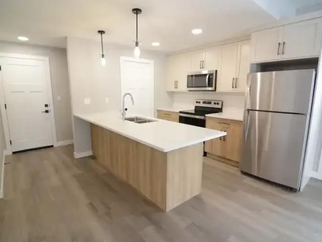 House 3 Bedroom For Rent Red Deer AB 2475 ELS100563813