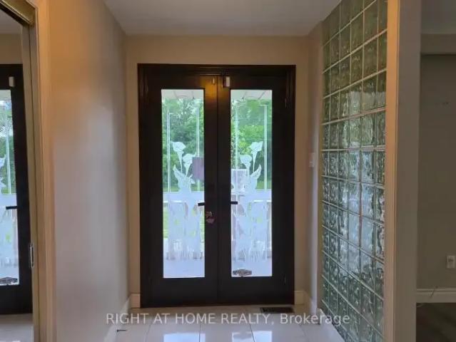 House 3 Bedroom For Rent Richmond Hill ON 4300 ES104972820