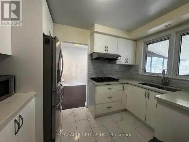 House 3 Bedroom For Rent Richmond Hill ON 2700 ES101948528