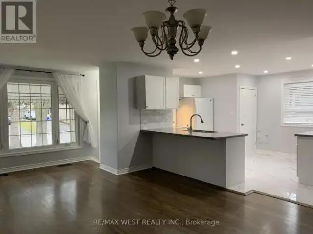 House 3 Bedroom For Rent Richmond Hill ON 2900 ES101773660