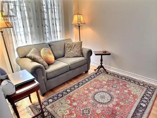 House 3 Bedroom For Rent Richmond Hill ON 3290 ES103542321