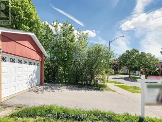 House 3 Bedroom For Rent Richmond Hill ON 3500 ES103243677