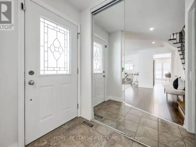 House 3 Bedroom For Rent Richmond Hill ON 3550 ES103740066