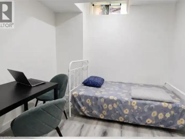 House 3 Bedroom For Rent Waterloo ON 1700 ES103487724