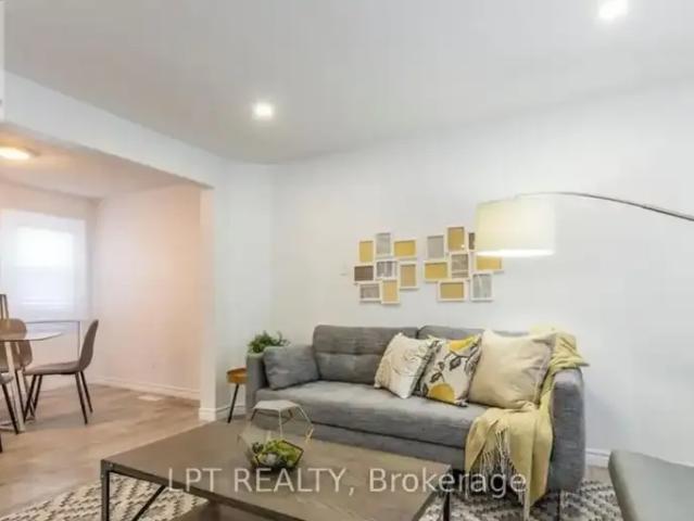 House 3 Bedroom For Rent Waterloo ON 2250 ES103740105