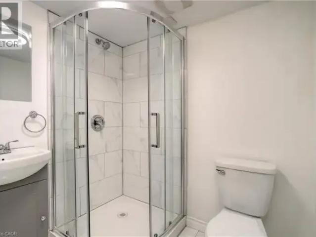 House 3 Bedroom For Rent Waterloo ON 2400 ES102578976